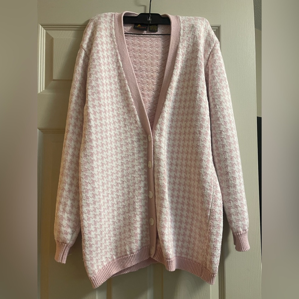 Vintage 80/90s Lizsport Pink and White Houndstooth Women's Sweater